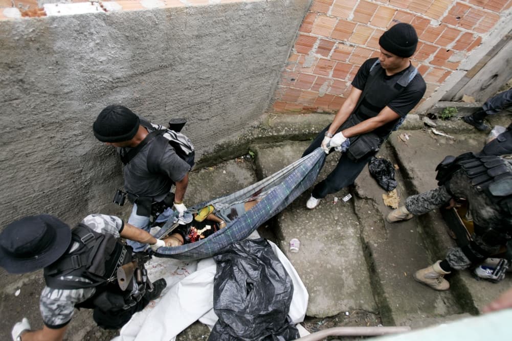 À Queima Roupa