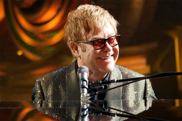 Elton John - Live In Hong Kong