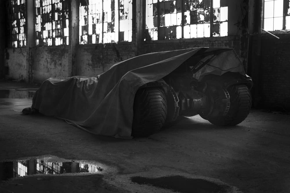 Director Zack Snyder Teases New Batmobile In 'Batman vs Superman'