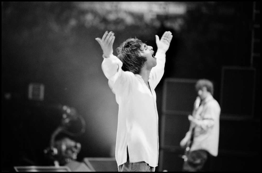 Oasis: Supersonic