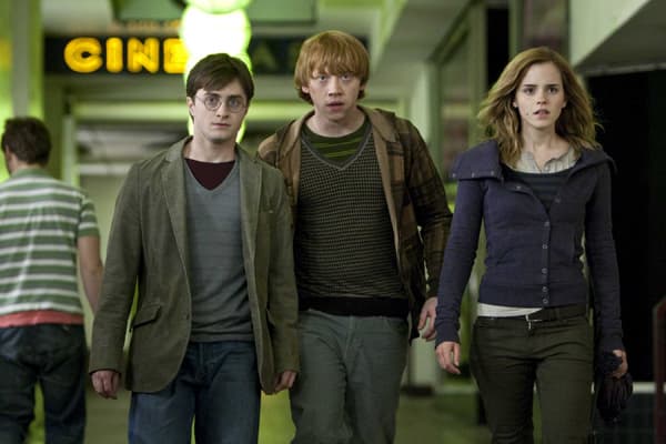 Harry Potter 7A First Trailer Debut Tomorrow Morning