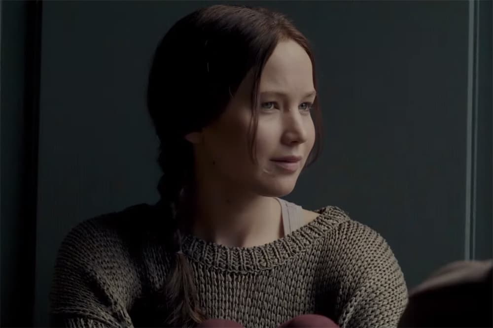 War In Panem In First Trailer Of 'The Hunger Games: Mockingjay - Part 2'